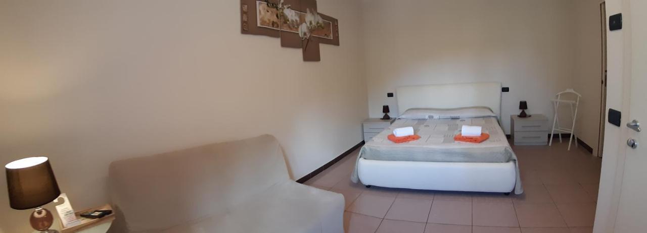 Villa Leilani B&B ซาเลมาราซิโน ภายนอก รูปภาพ